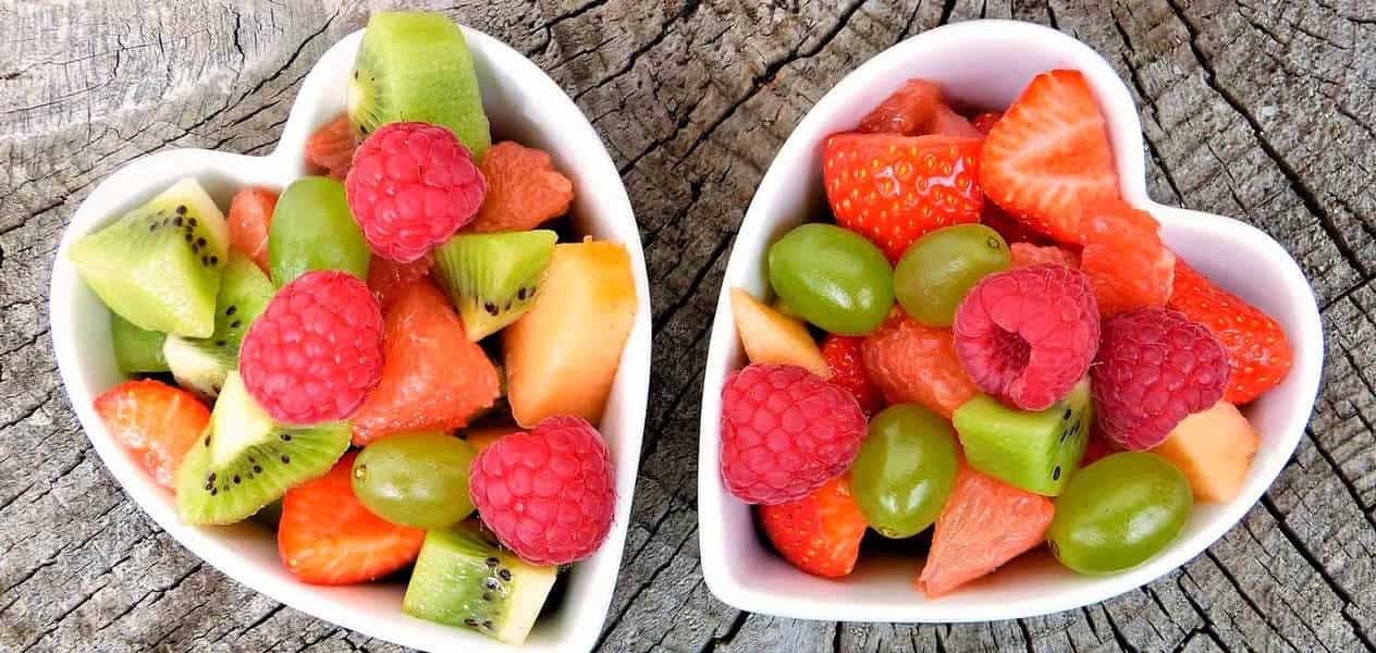 Descubre las mejores frutas con proteínas para seguir una dieta vegetariana
